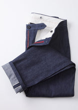 Load image into Gallery viewer, TCR2410212-39 Red selvedged 10 oz denim new straight fit