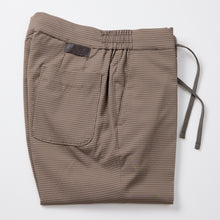 Load image into Gallery viewer, TCR2210223-84 Airy two way stretch seersucker easy slim fit