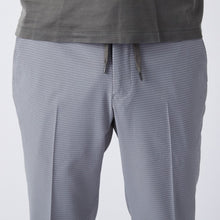 Load image into Gallery viewer, TCR2210223-94 Airy two way stretch seersucker easy slim fit