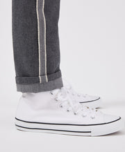 Load image into Gallery viewer, TCR2530214-96 Grey selvedged denim inside out new straight fit
