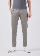 Load image into Gallery viewer, TCR2530202-94 Selvedged west point, vintage straight fit
