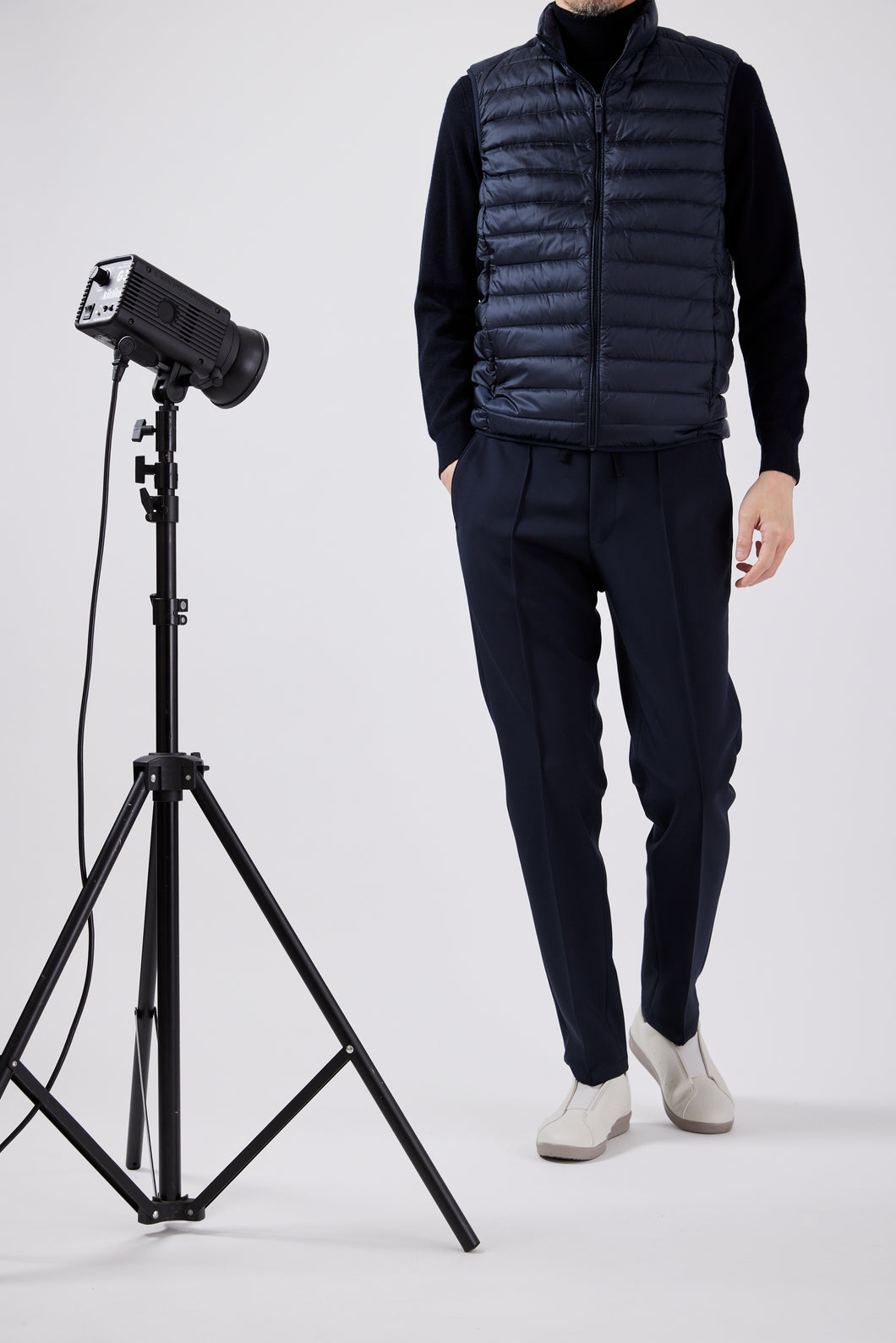 TCR2530235-39 Stretched down fabric easy fit