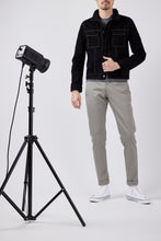 Load image into Gallery viewer, TCR2530202-94 Selvedged west point, vintage straight fit

