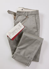 Load image into Gallery viewer, TCR2530202-94 Selvedged west point, vintage straight fit
