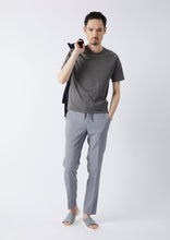 Load image into Gallery viewer, TCR2210223-94 Airy two way stretch seersucker easy slim fit

